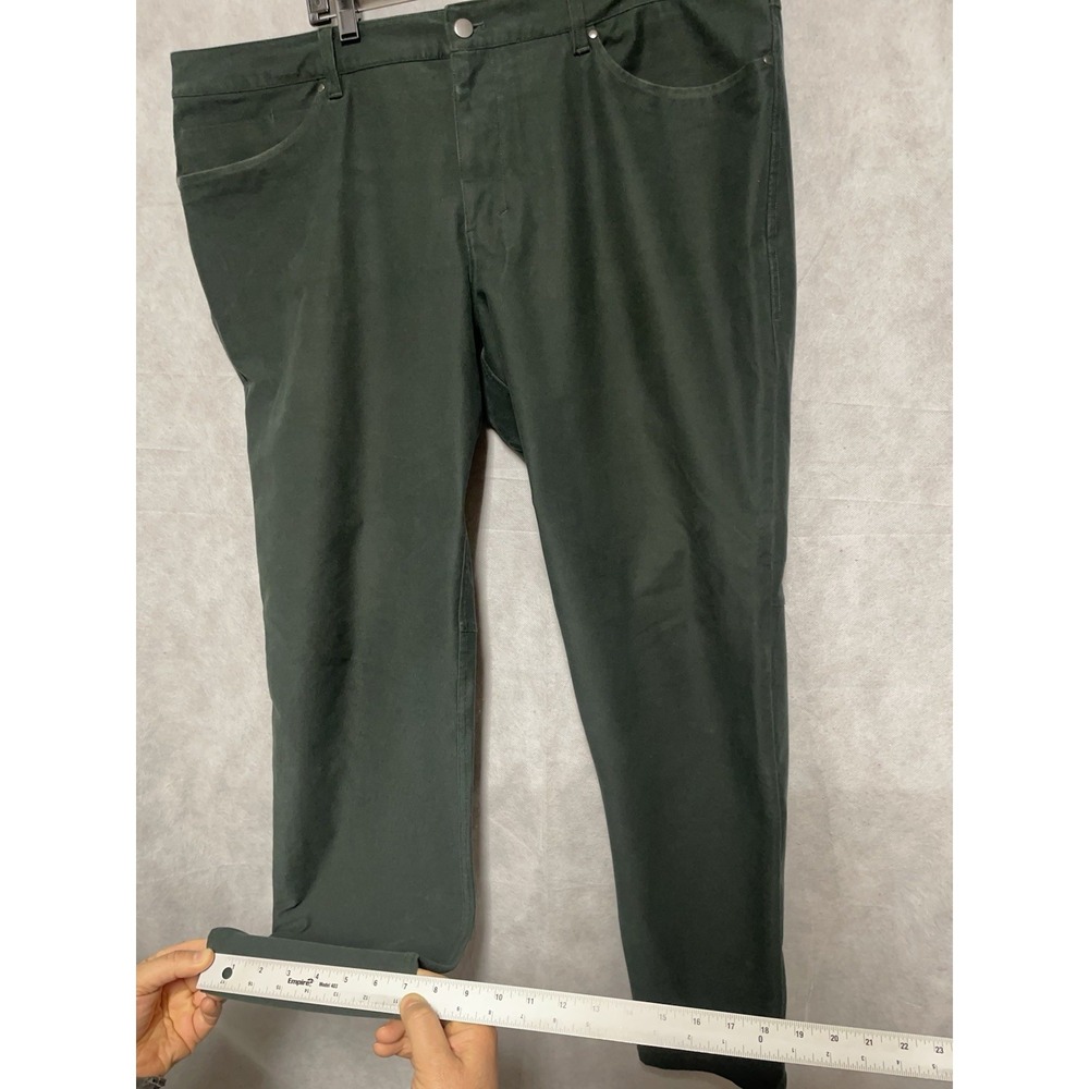 Lululemon Pants Men 42x33 Green ABC Classic Fit 5 Pocket Warpstreme Chino Casual - Picture 4 of 11